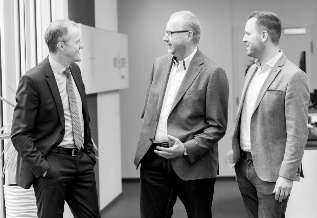 AWR7695 M. Bark crop